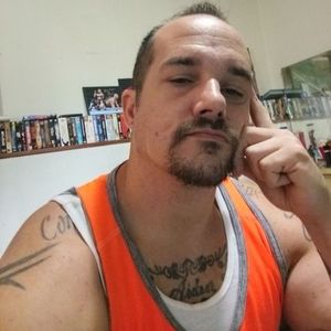 Meet your Posher, Larry